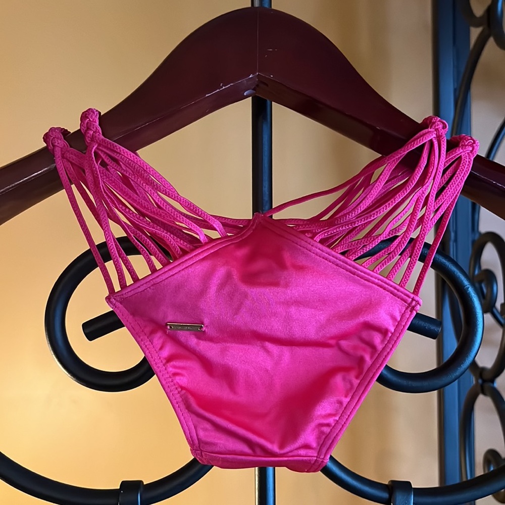 VICTORIA’S SECRET Braided Bikini Bottom - Picture 3 of 4